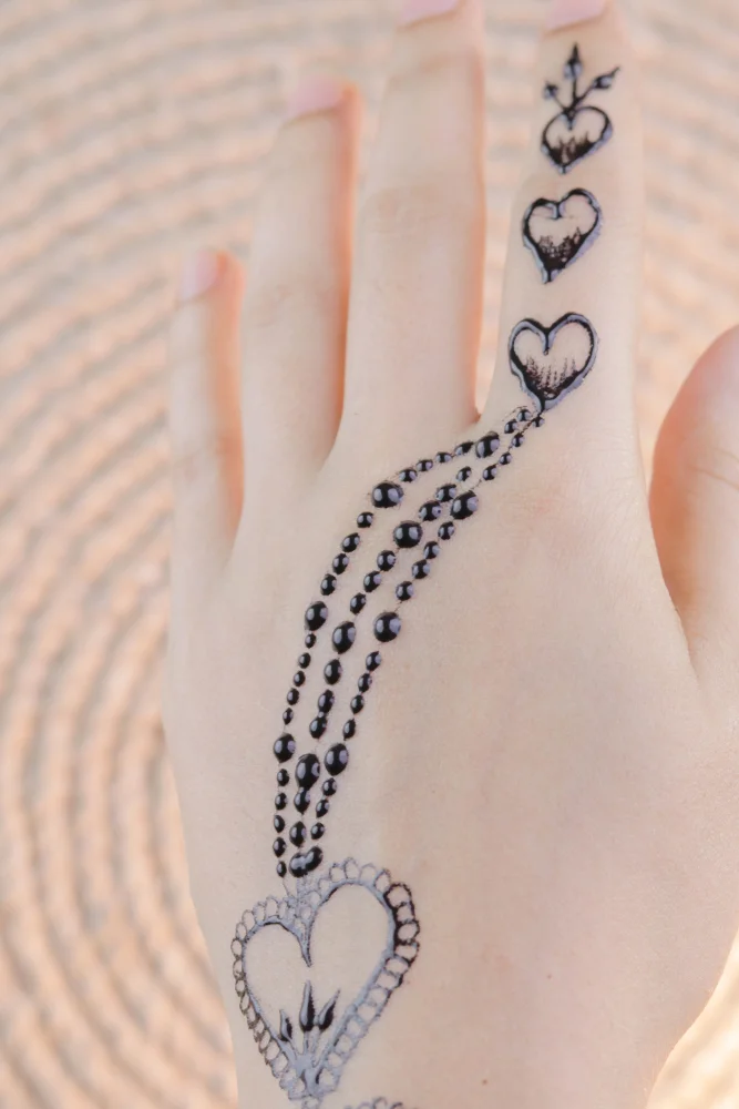 heart back hand henna style